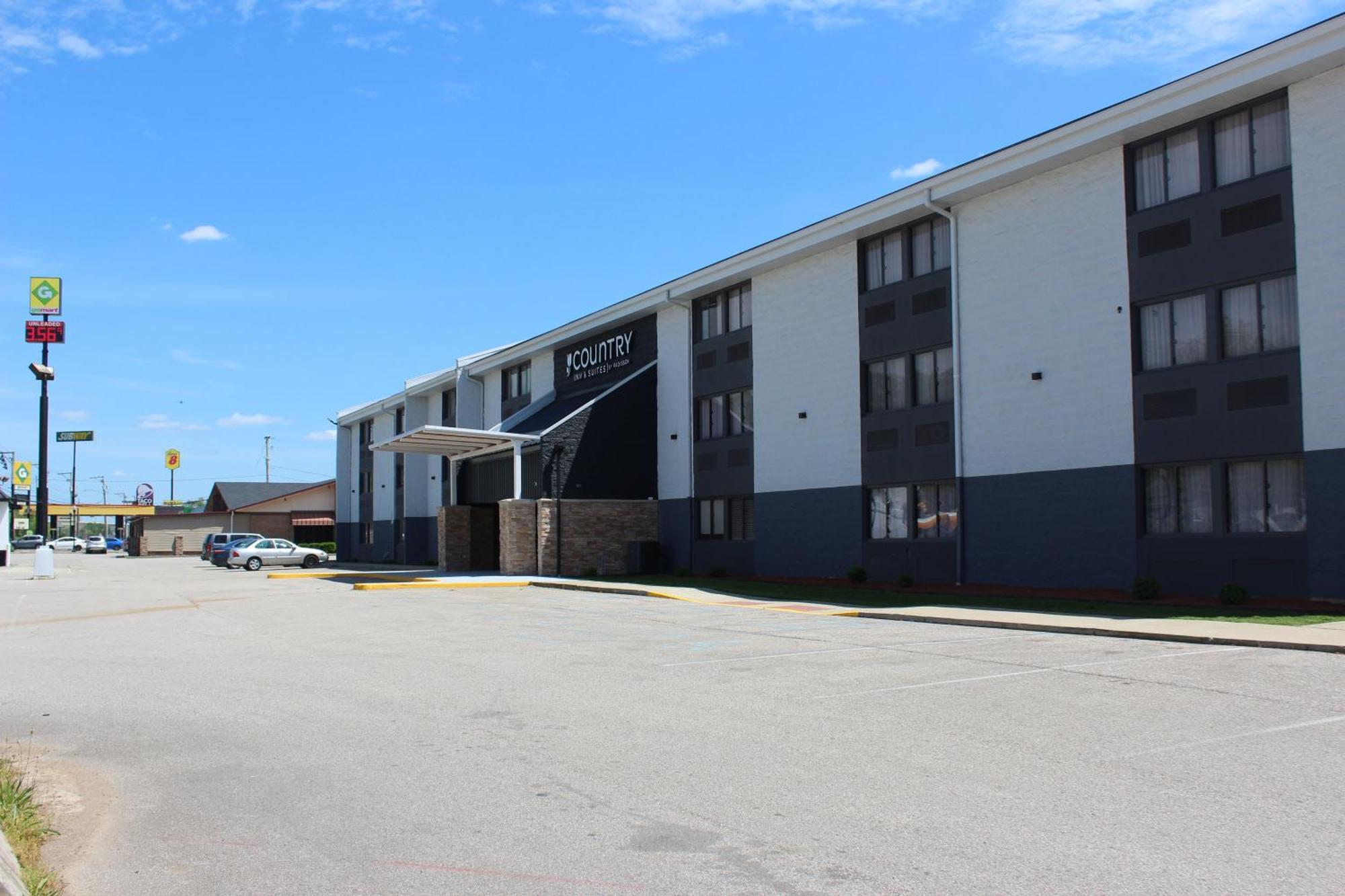 Country Inn & Suites By Radisson, Dunbar - Charleston Exterior photo